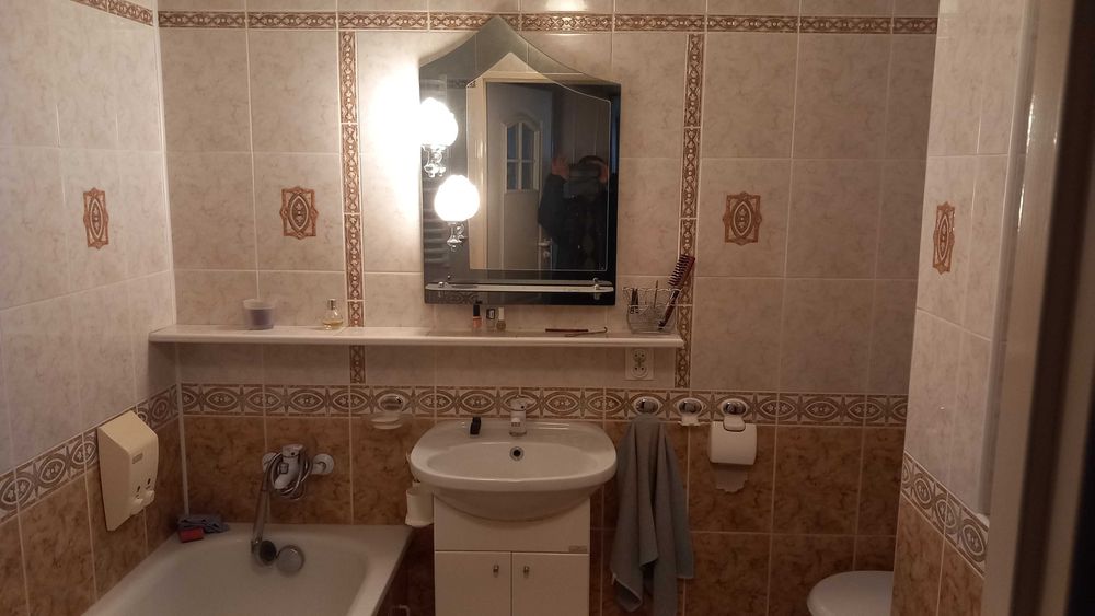 M- 3 ul Wierzbowa 19 osiedle Bobrowniki III piętro