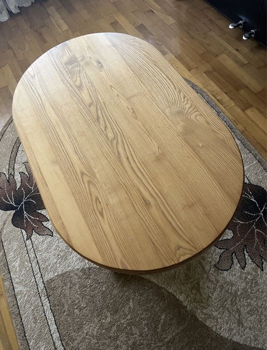 Журнальний столик