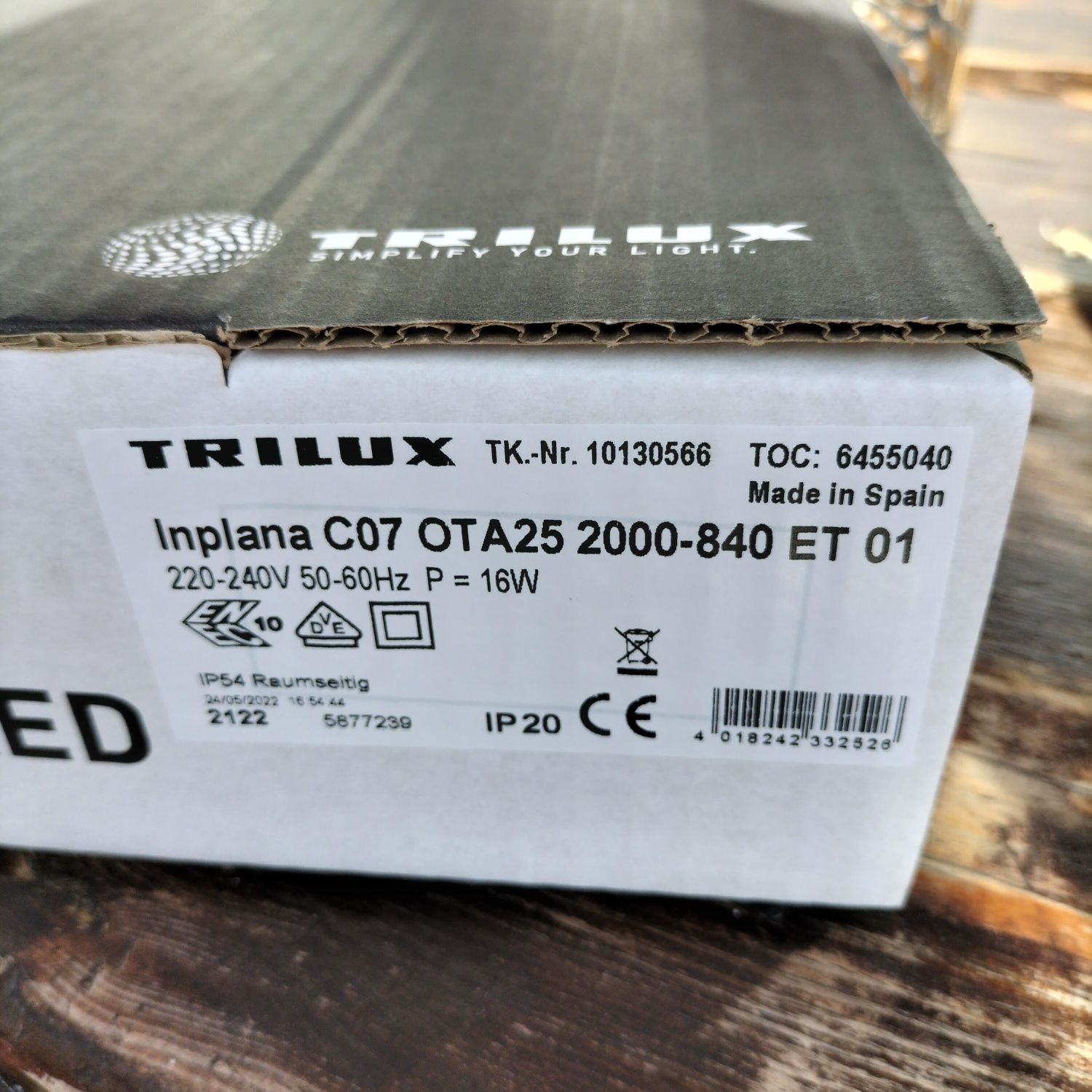 Oprawa LED Trilux Inplana C07 OTA25  16 V