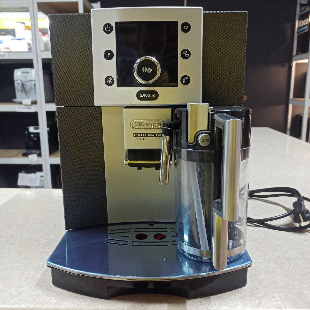 Кавоварка Delonghi perfecta capuccino+автомутичний капучінатор делонги