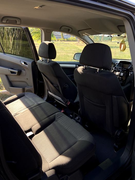 Opel Zafira 1.7 2011