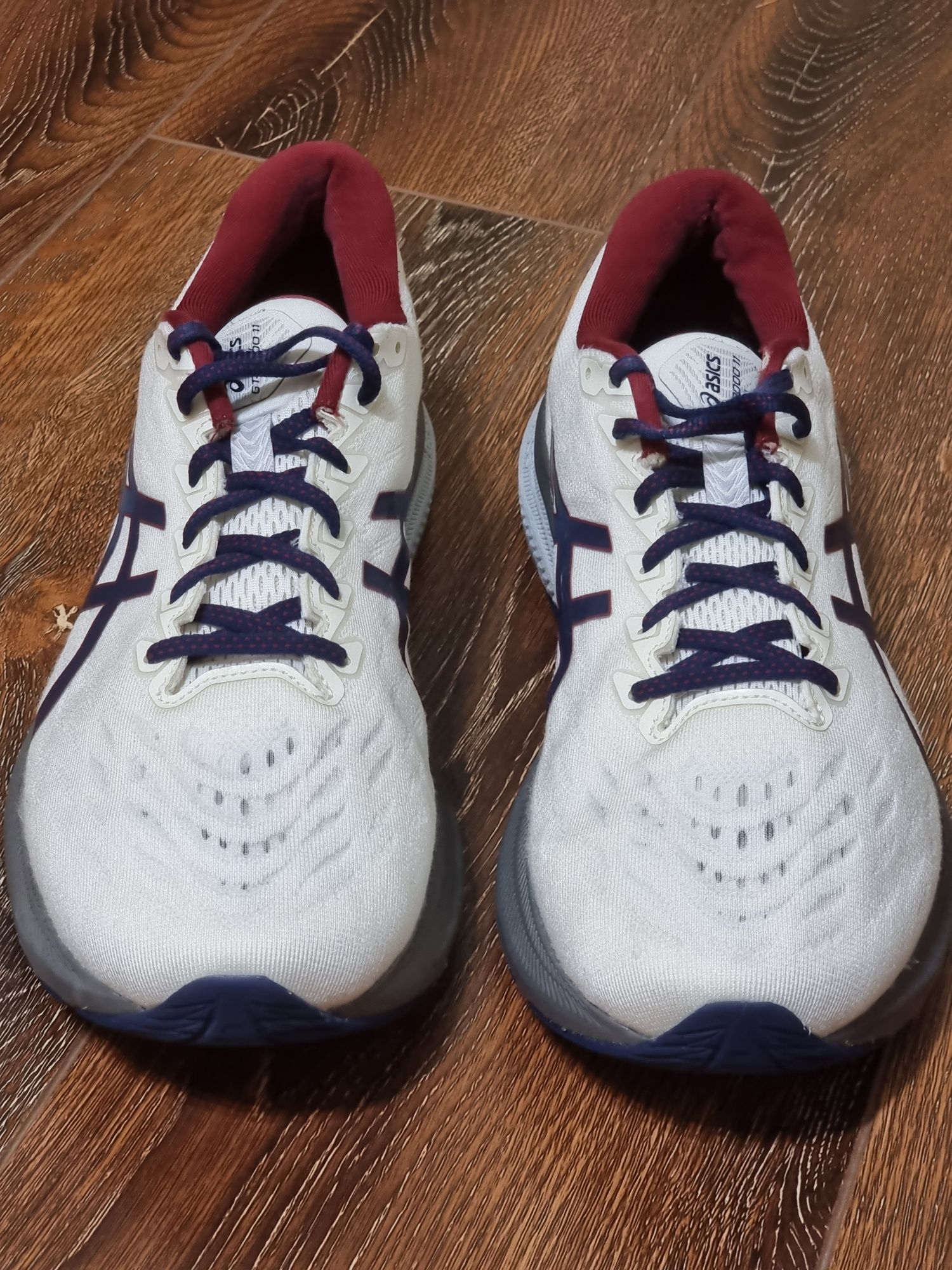 Оригінал 100% чоловічі кросівки asics gt 2000 11 euro 48