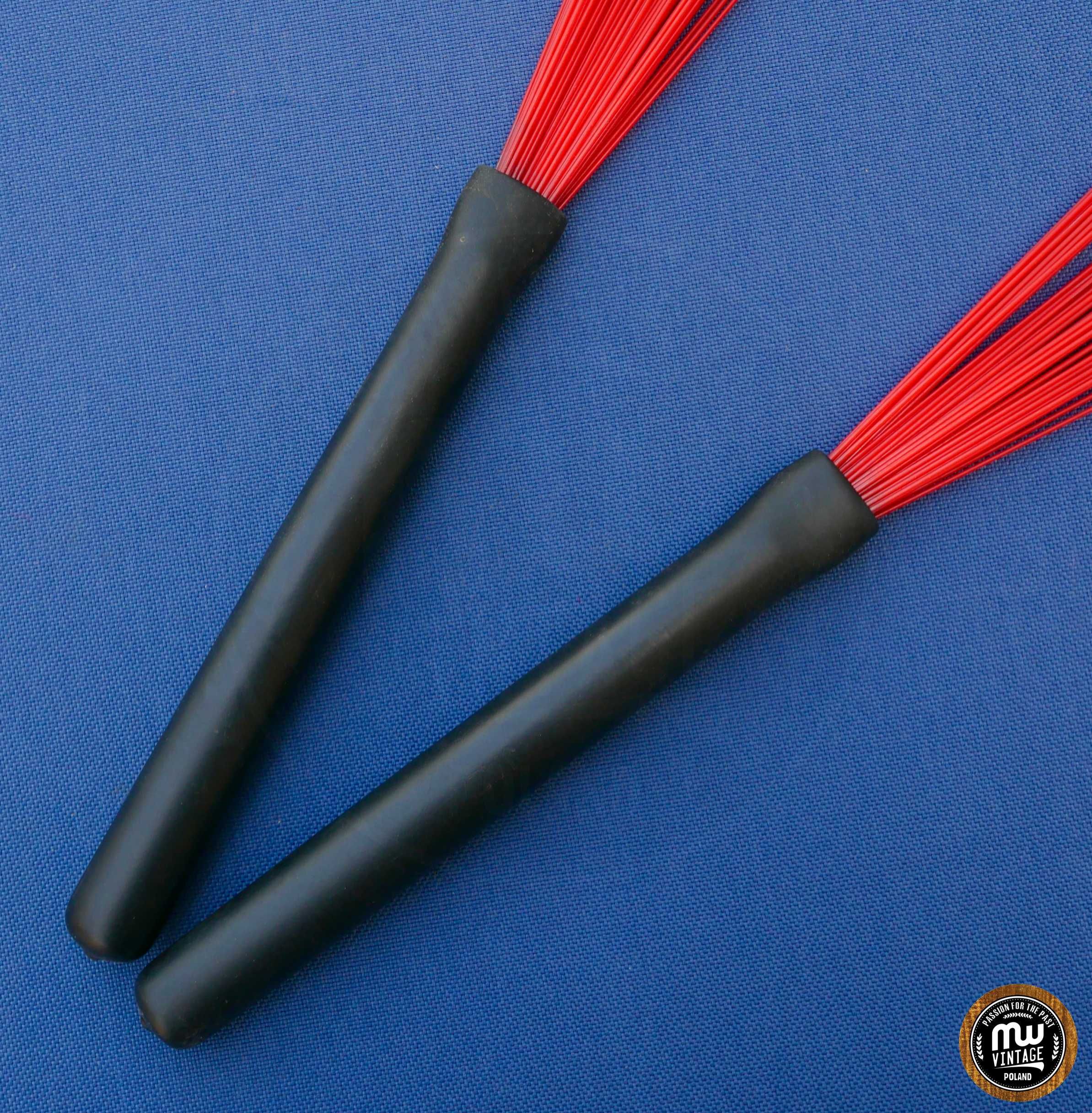 Vic Firth - miotełki nylonowe czerwone Jazz Rake BJR ‼️