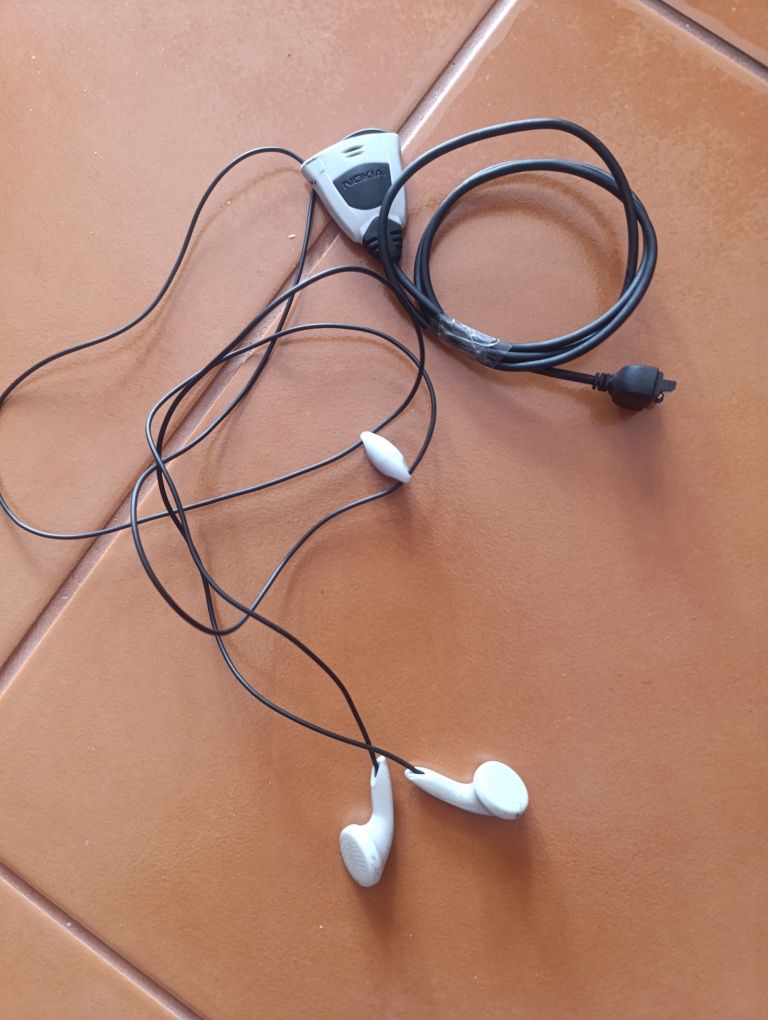Auriculares Nokia HDS-3