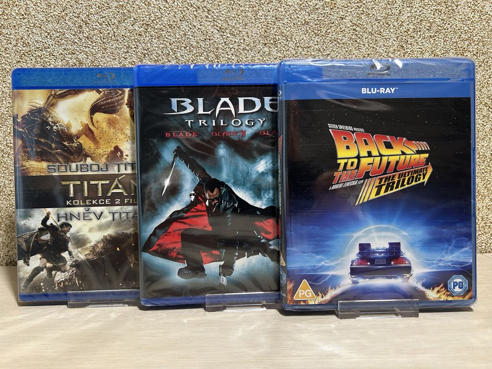 Blu-ray Коллекции фильмов  Назад в будущее1-3 /Блэйд 1-3 с переводом.