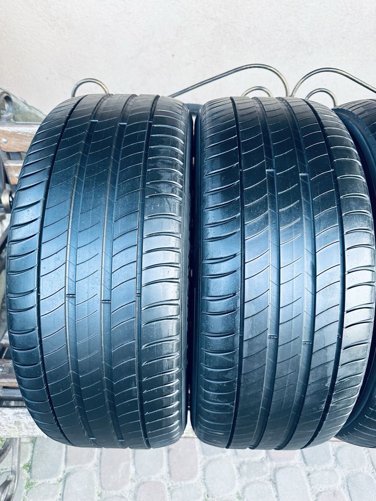 Літні шини 245/45 R18 (100W) Michelin