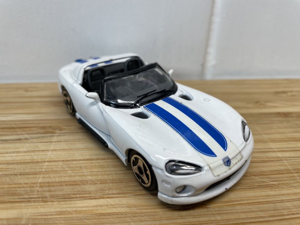 Dodge Viper Burago 1:43