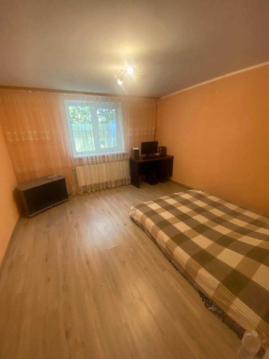 Продам просторий 2-поверховий будинок ! вул.Грузинська