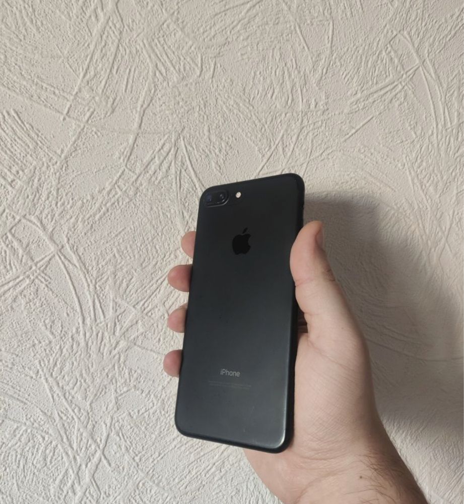Iphone 7 plus Black apple (Айфон 7+)