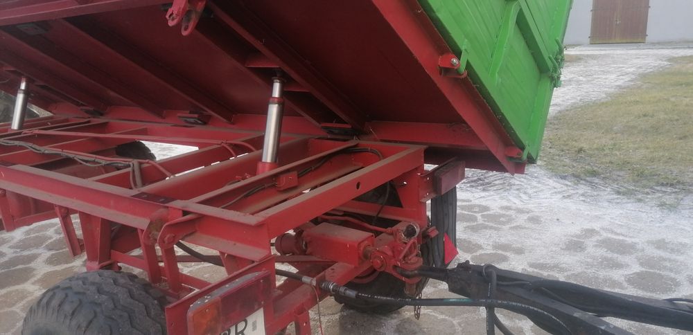 Przyczepa rolnicza D732 do zboża