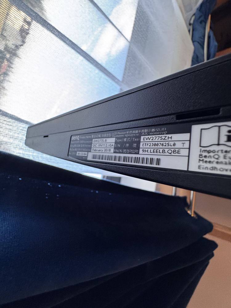 Monitor 27” benq ew2775zh uszkodzona matryca