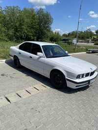 BMW 520 e34 m50b25