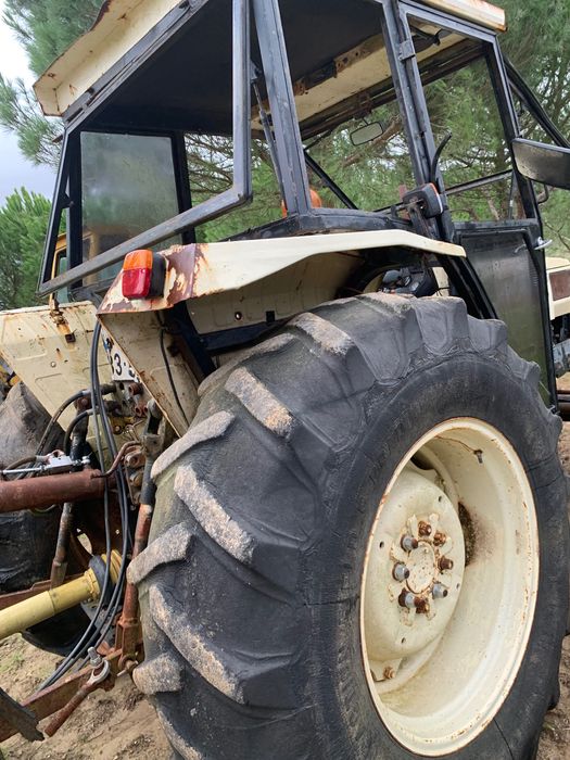 Tractor Lomborgini 4x4 Mafra