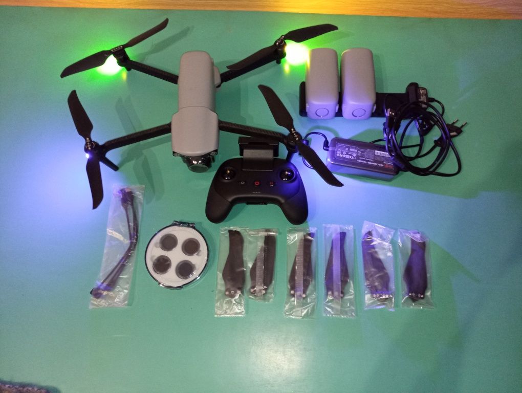 Квадрокоптер Autel  EVO Lite series