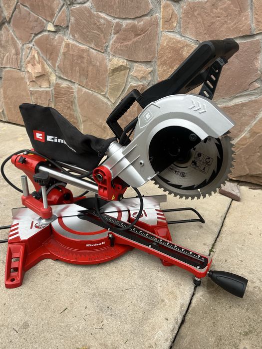 Торцовочная пила с протяжкой Einhell TC-SM 2131/2 Dual
