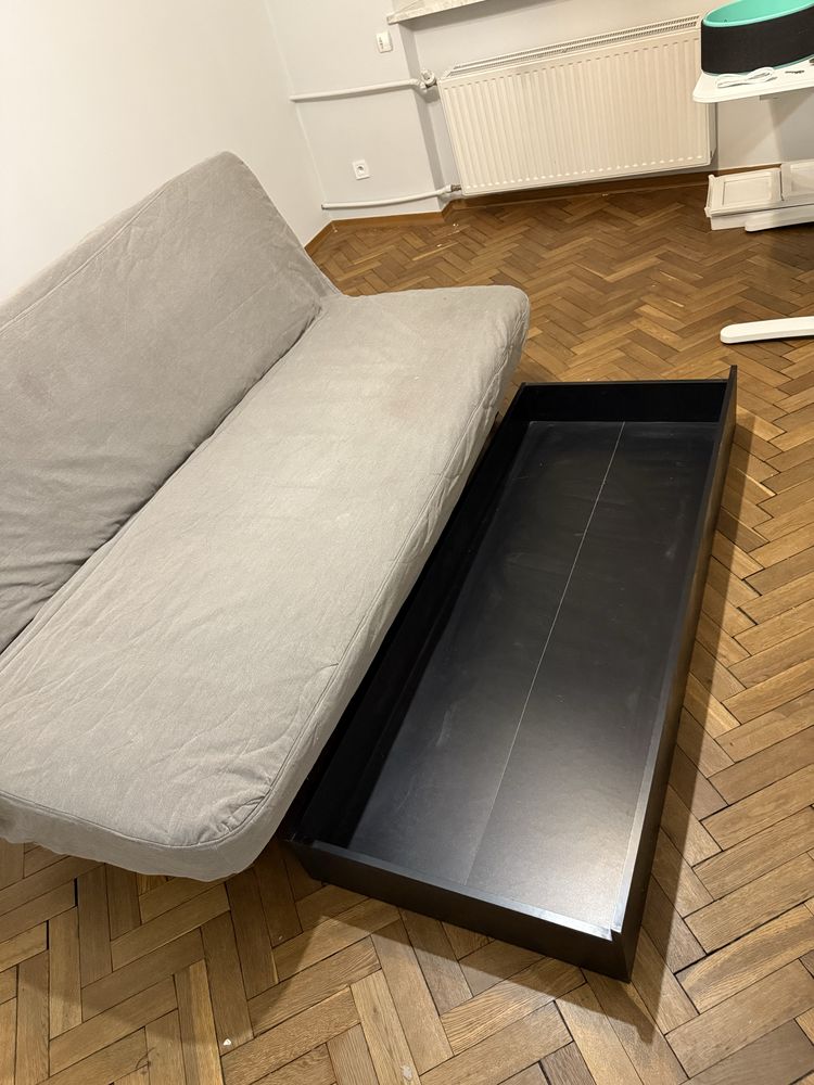 Wersalka Ikea z pojemnikiem na posciel