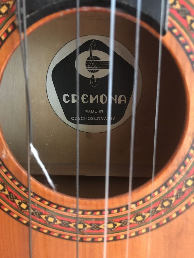 Гитара Cremona