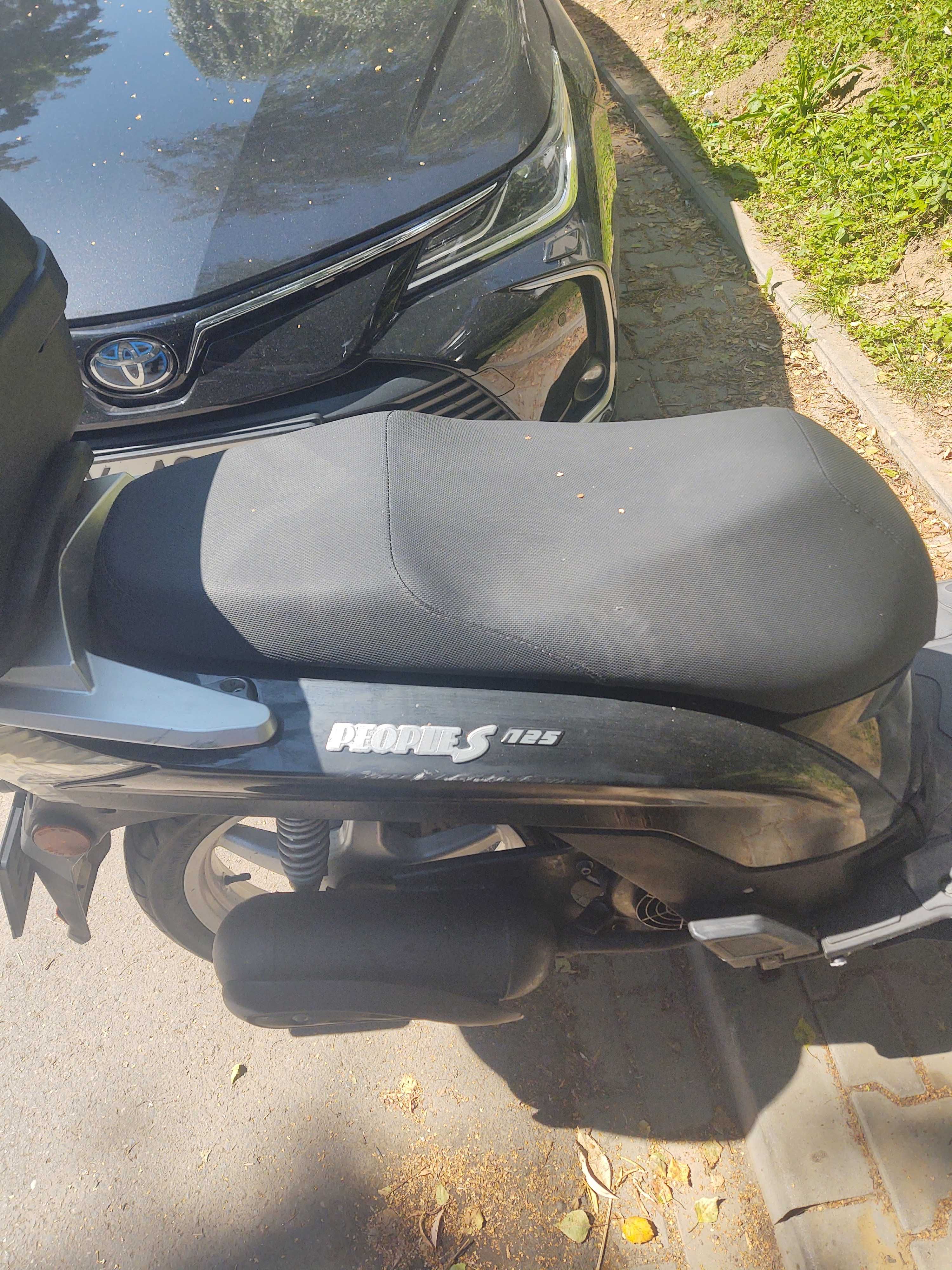 Sprzedam skuter Kymco 125 koreańczyk na hondzie