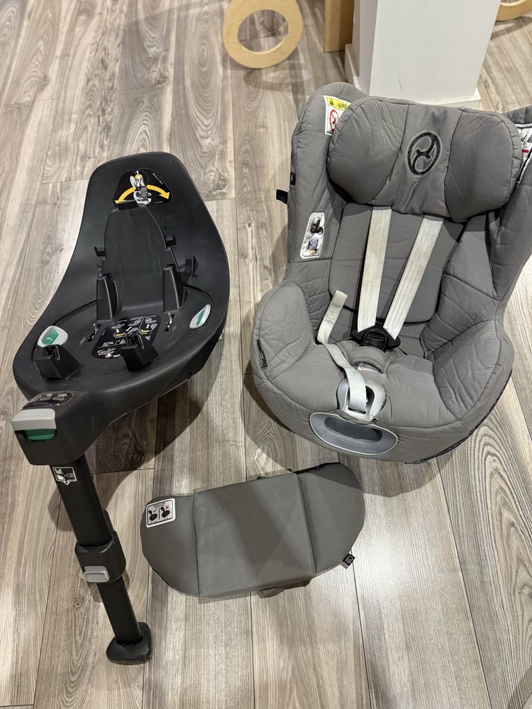 Cybex Sirona Z i-Size + baza – fotelik obrotowy, dobry stan