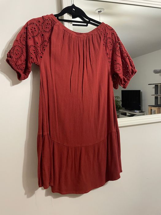 Vestido muito giro Women Secret, terracota. Tamanho S