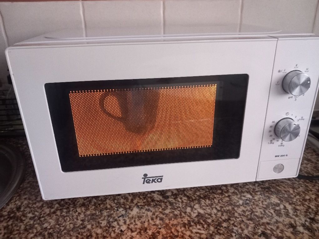 Microondas Teka branco