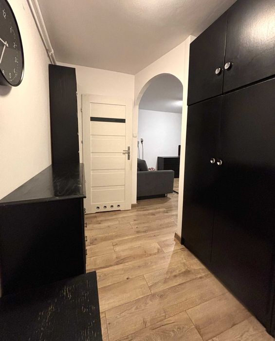 Kawalerka 30 m2 - niskie opłaty - b. dobra lokalizacja - Karwiny II