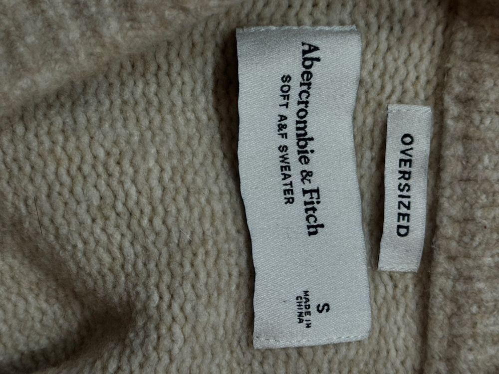 sweter męski firmy Abercrombie&Fitch