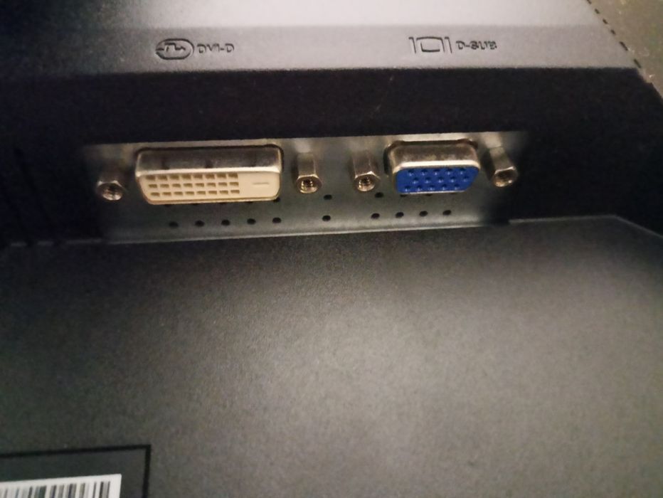 Монітор Dell неробочий