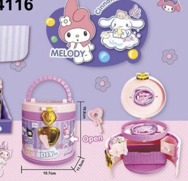 Pudełko dla dziewczynki z pierścionkami