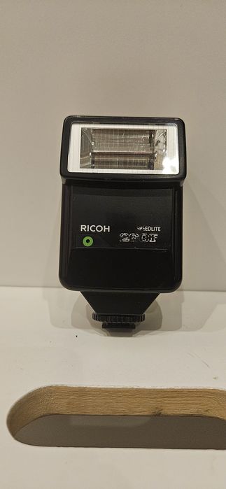 Lampa błyskowa Ricoh speedlite 260P
