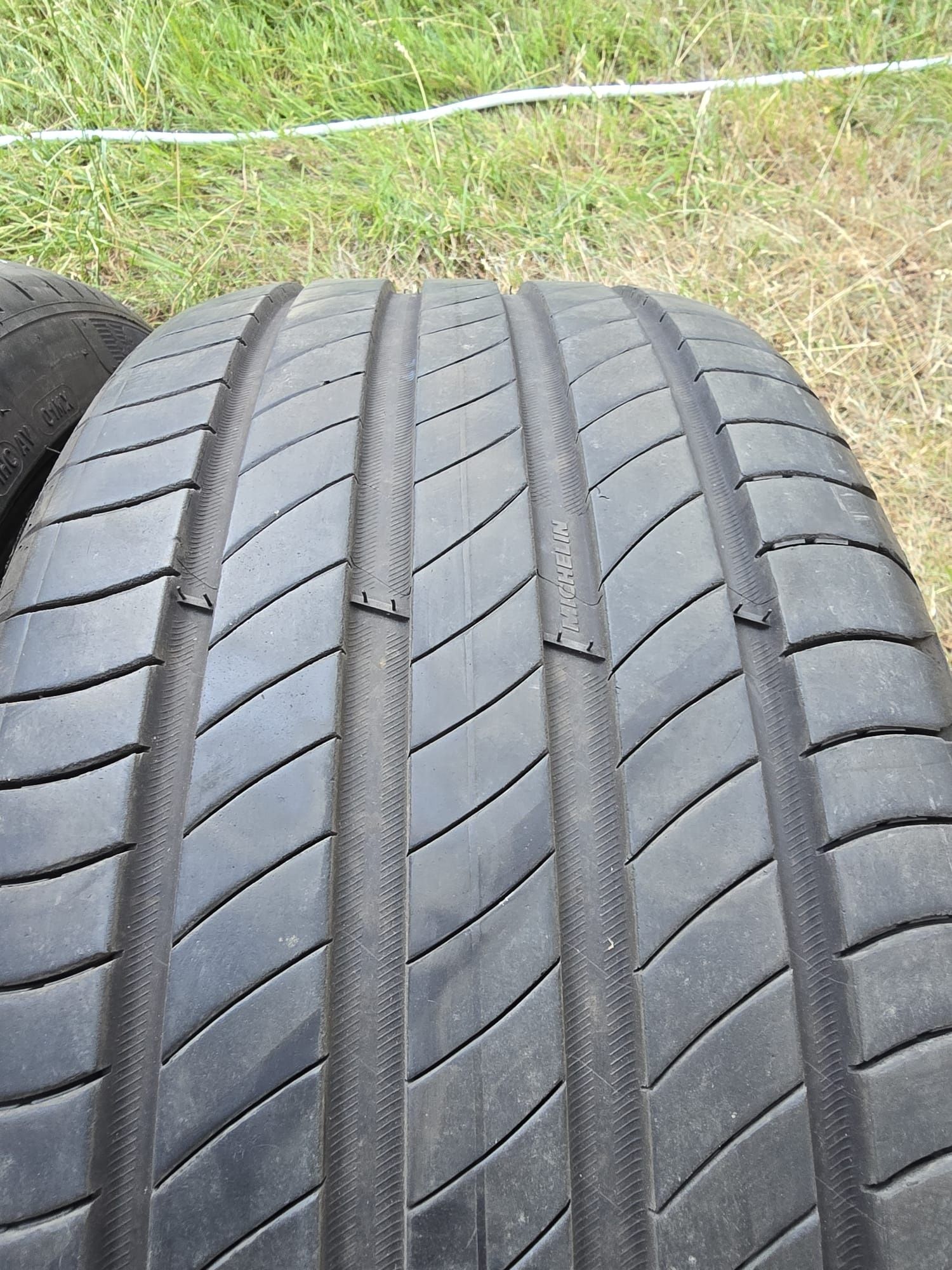 Michelin Primacy 4 235/40 R19 96W x 4 sztuki lato