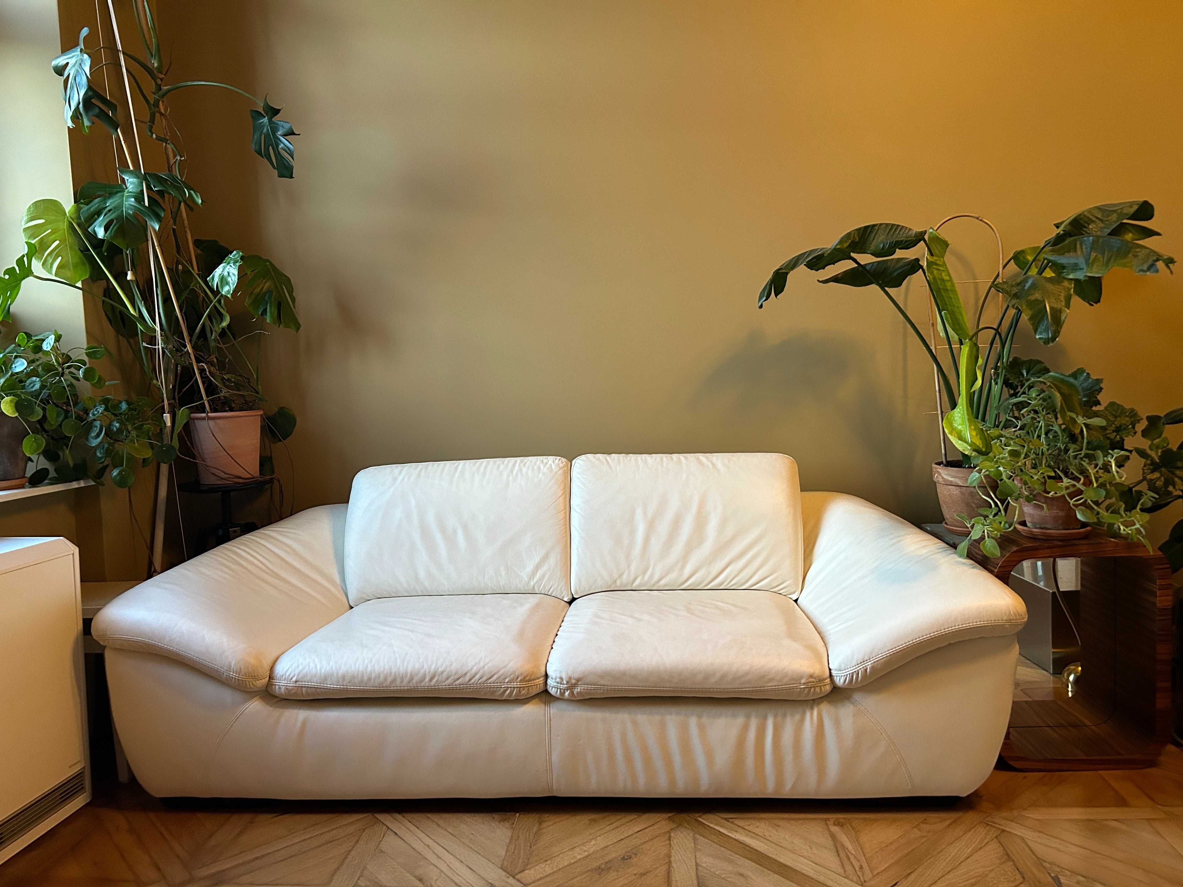 Skórzana sofa (mleczna/ecru)