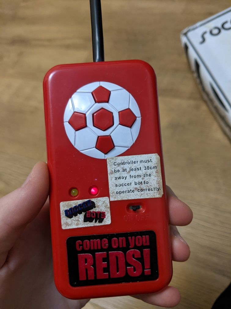Роботы на радиоуправлении футбол Soccer Bots