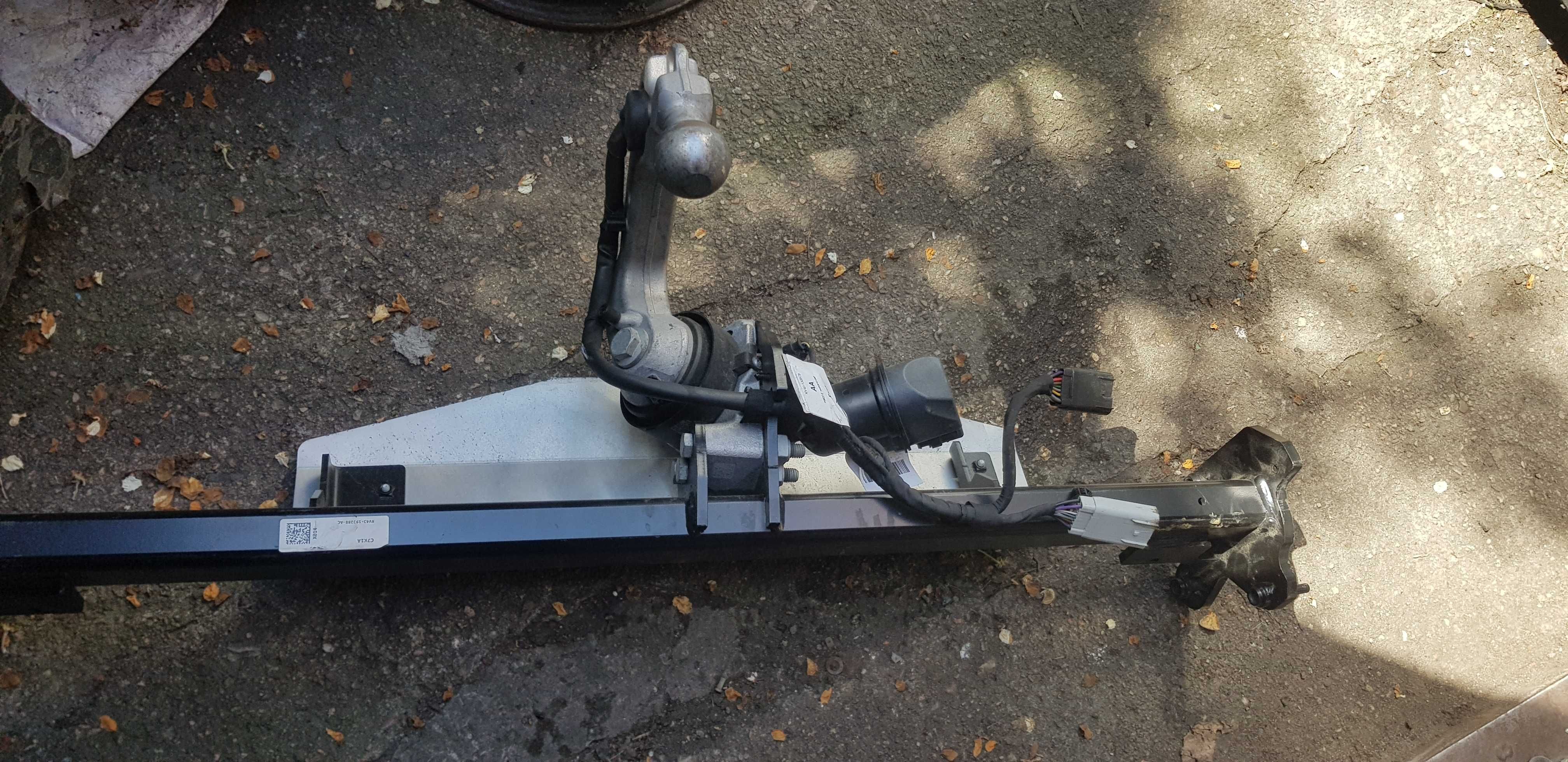 Oryginalny elektryczny hak holowniczy ford kuga mk3 lift Wysyłka za 50