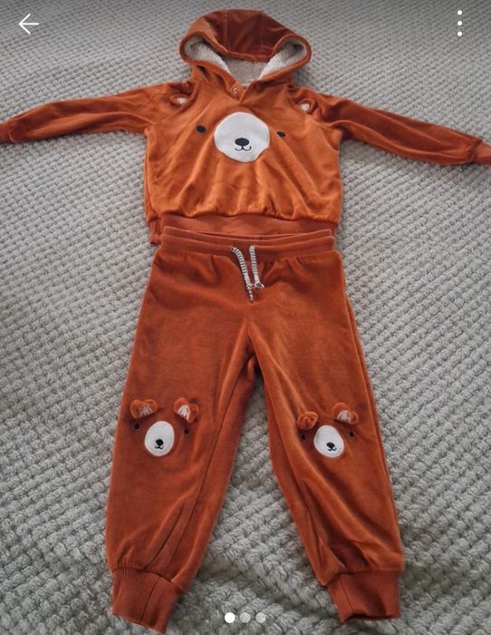 Śliczny welurowy komplet cool club