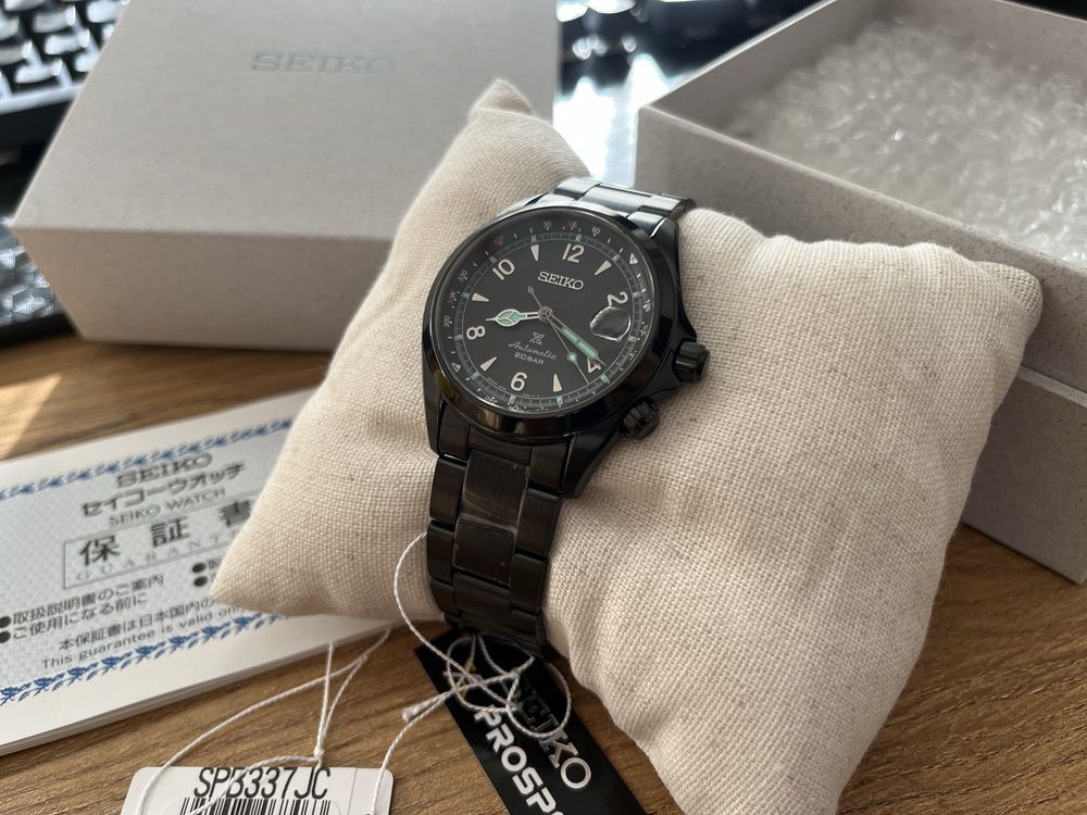 Seiko PROSPEX Alpinist Night Vision Black SPB337 Limited Edition
