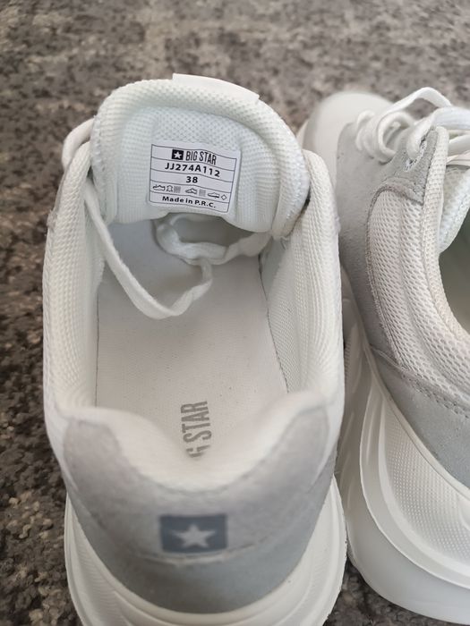 Кросівки снікерси