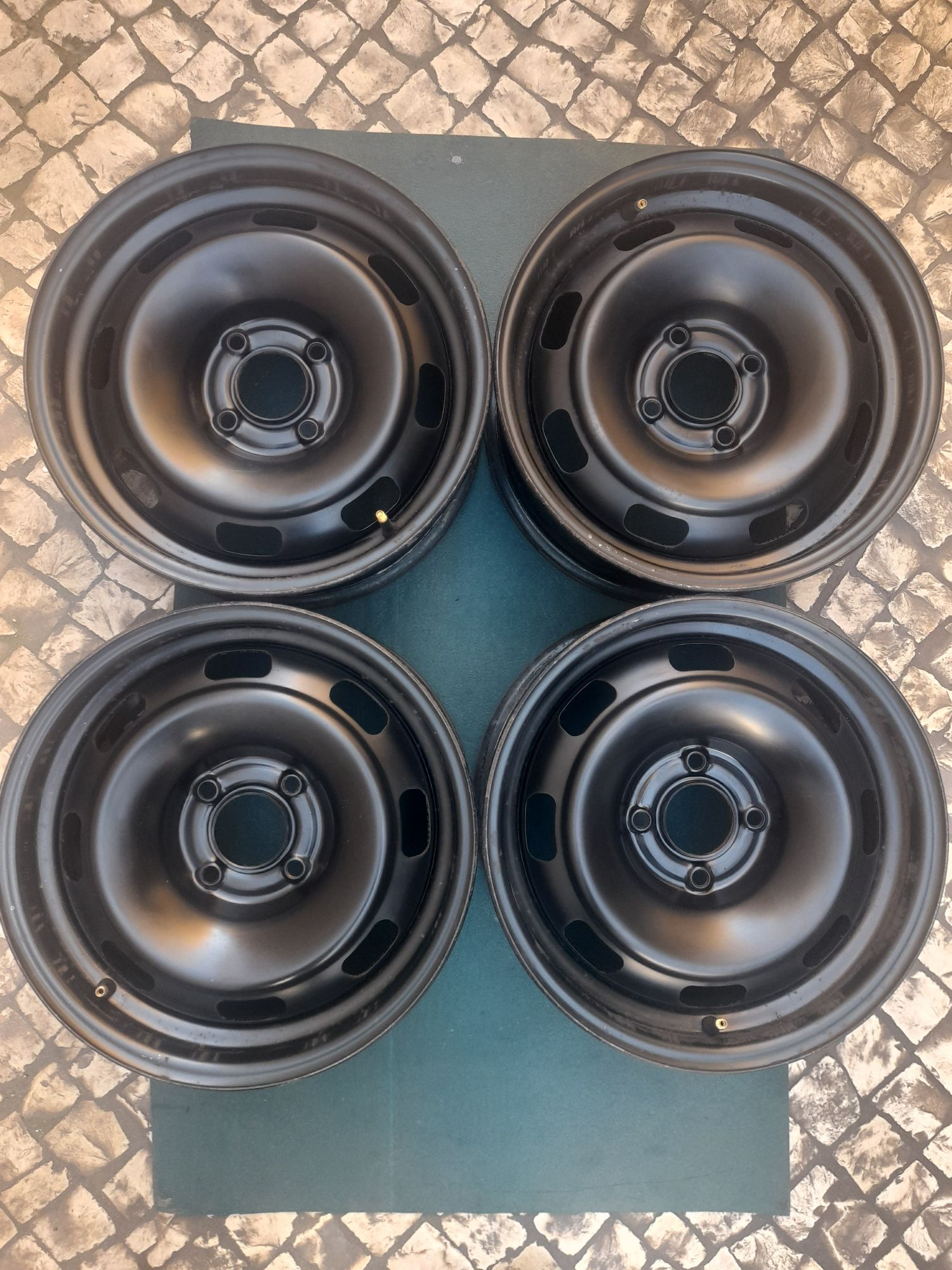 4 jantes 15 4x108 Peugeot Partner 206 Citroen Berlingo C3  etc,
