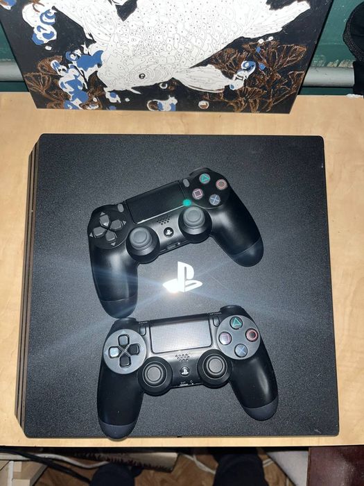 Ps4 pro с 2 геймпадами
