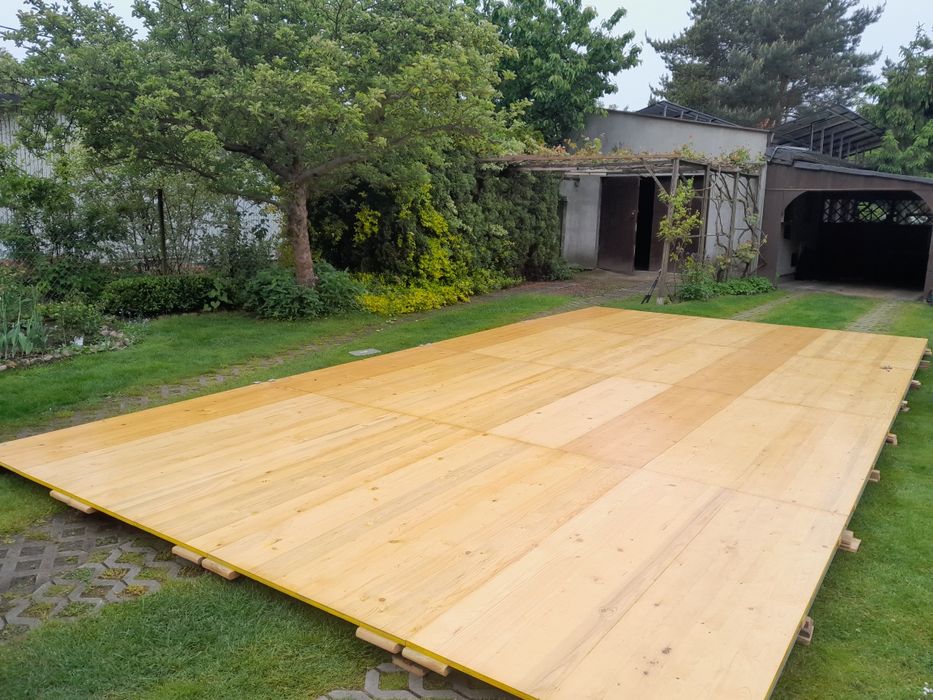 Podłoga plenerowa modulowa pod namiot