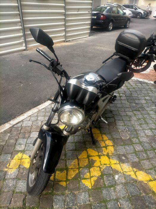 CBF250 Twister 2005 com 28.000km