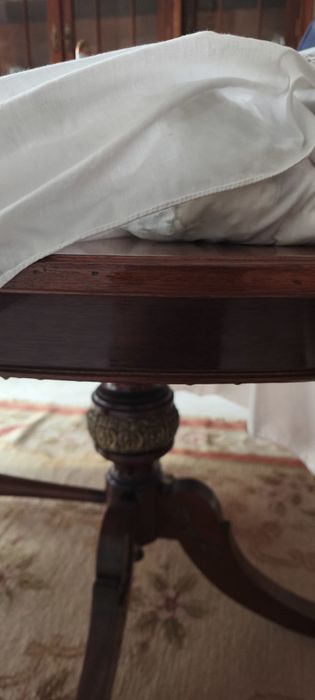 Mesa de jantar como nova