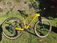 Bicicleta BTT Ghost Lector Full carbon 29