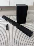 Samsung Sundbar czarny model HW-T450