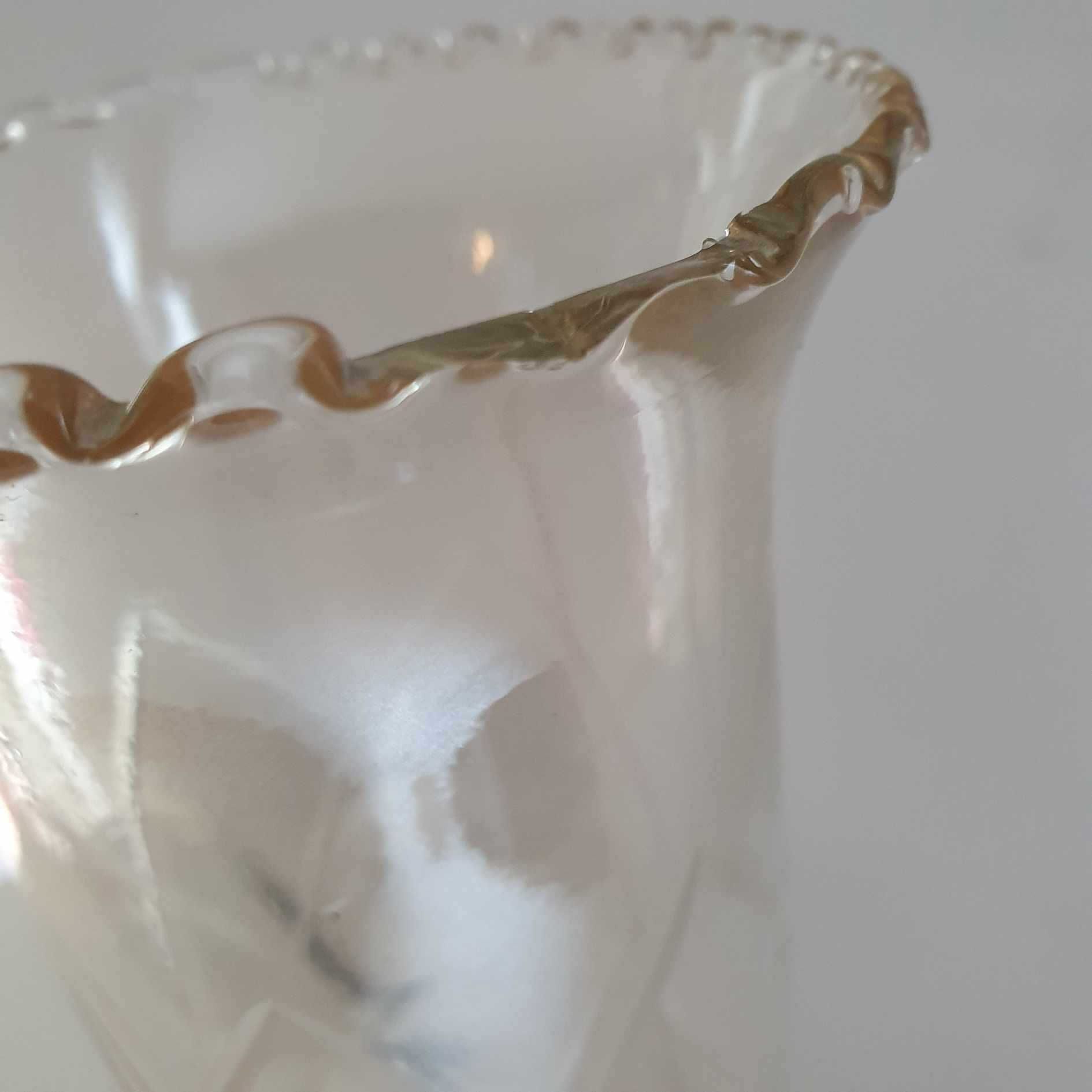 Mała lampka vintage z ceramiki w stylu lampy naftowej