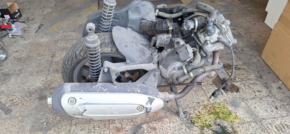 Piaggio x 7 Xevo 125 Silnik kompletny gwarancja 8 tys km