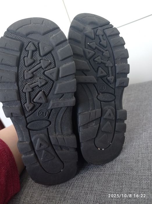 Śniegowce 27 buty zimowe na śnieg rzepy