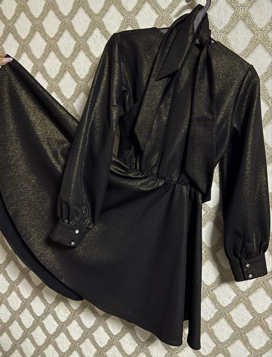 Нарядное вечернее платье Button basic