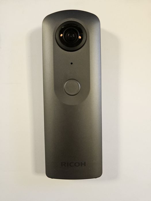 Ricoh Theta V — Estado Imaculado. Oferta de caixa estanque Ricoh TH-2