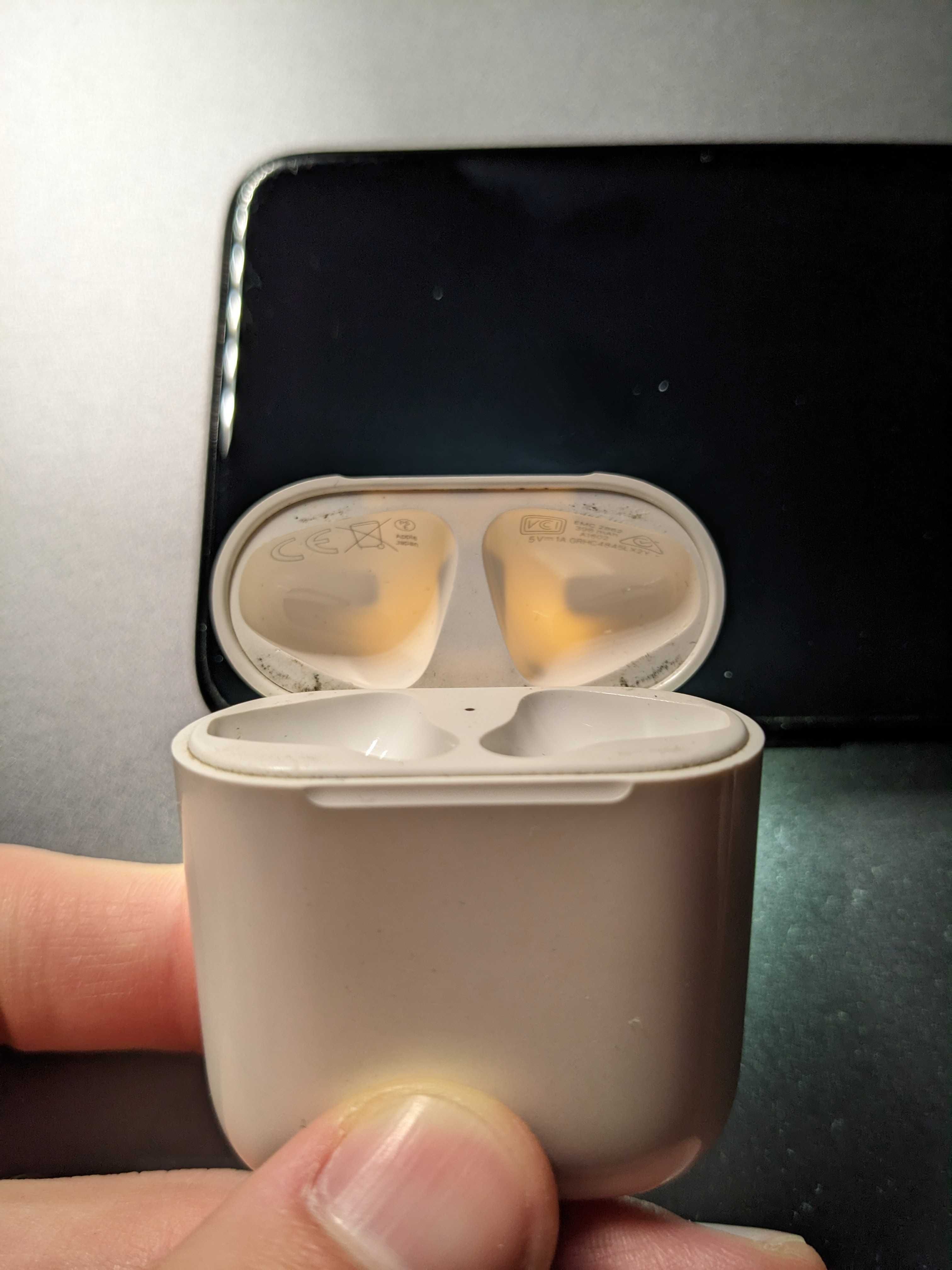 Apple AirPods 1 gen (Кейс)